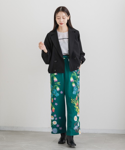 KATHARINE ROSS（キャサリンロス）の「【KATHARINE ROSS】クロップトトレンチジャケット（トレンチコート・レディース・ブラック/ベージュ・MEDIUM）」の4枚目の写真