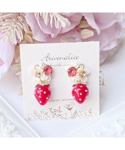 tone（トーン）の「【Arivenalice】全11色 milky strawberry フラワービジュー イヤリング(MA)（イヤリング・レディース・ブルー系その他/ホワイト/ブルー/オレンジ/ブラウン/グリーン/ピンク/レッド/パープル/イエロー/ブラック・FREE）」の10枚目の写真