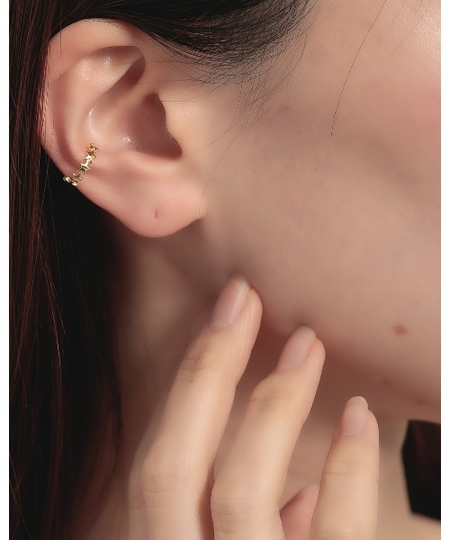 ChooMia(チュミア)の「スターラインイヤーカフ(イヤーカフ・レディース・ゴールド/シルバー・FREE)」の7枚目の写真