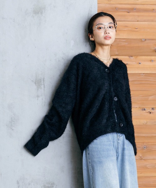 LIENCOEUR(リアンクール)の「シャギーオーバーカーデ(カーディガン/ボレロ・レディース・ダークグレー/ライトグレー/ブラック・FREE)」の2枚目の写真