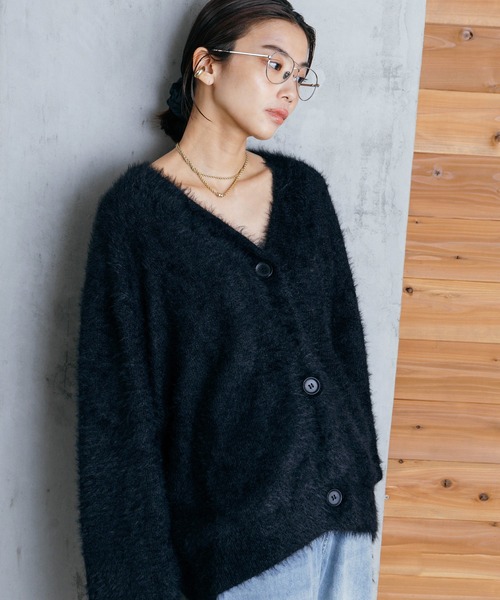 LIENCOEUR(リアンクール)の「シャギーオーバーカーデ(カーディガン/ボレロ・レディース・ダークグレー/ライトグレー/ブラック・FREE)」の4枚目の写真