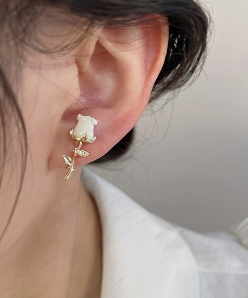 Lace Ladies(レースレディース)の「リッチ テイスト バラエティ デザイン ピアス(ピアス(両耳用)・レディース・C/D/E/F/B/G・FREE)」の1枚目の写真