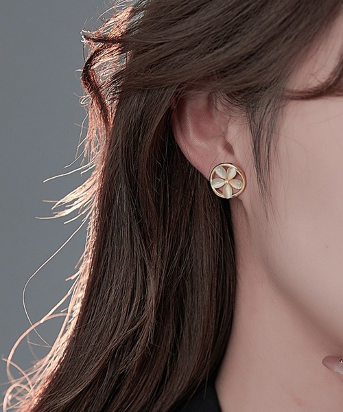 Lace Ladies(レースレディース)の「リッチ テイスト バラエティ デザイン ピアス(ピアス(両耳用)・レディース・C/D/E/F/B/G・FREE)」の6枚目の写真