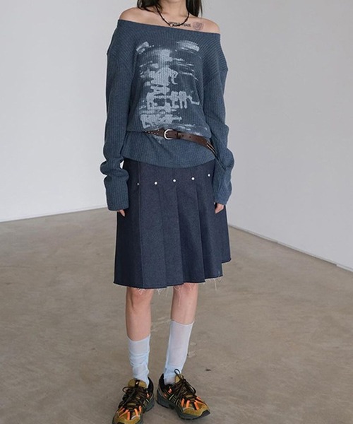 MEMECLE(メメクル)の「【 MEMECLE / メメクル 】2way グラフィック ボートネック オフショル カットソー(Tシャツ/カットソー・レディース・ブルー/ホワイト・M/S)」の5枚目の写真