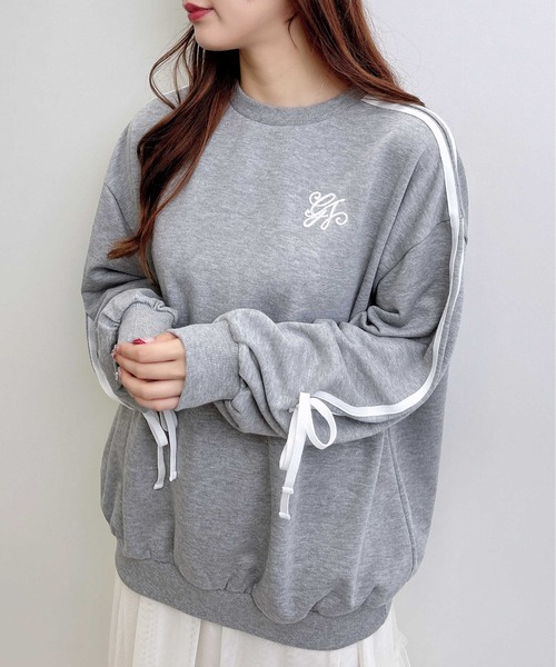 INGNI（イング）の「袖テープライン＆リボンスウェットチュニック（スウェット・レディース・ホワイト×ブラック/グレー×ホワイト/ブラック×ホワイト・M）」の22枚目の写真