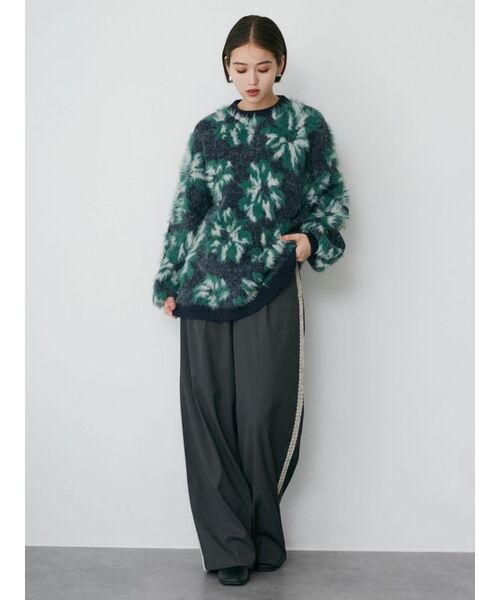 MURUA(ムルーア)の「ビジューラインパンツ(その他パンツ・レディース・グレー/ベージュ/ブラック・1/2)」の12枚目の写真