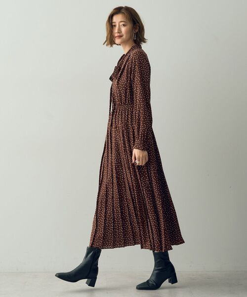 【セール】ランダムドット柄プリーツワンピース(ワンピース)|YECCA VECCA(イェッカヴェッカ) 【セール】ランダムドット柄プリーツワンピース(ワンピース)|YECCA VECCA(イェッカヴェッカ)