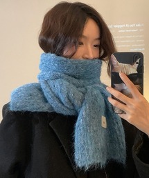 モヘアニット」に該当するマフラー（ブルー・ネイビー/青色系