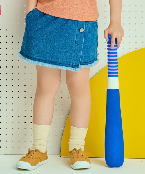 B:MING by BEAMS（ビーミングバイビームス）の「デニム キュロットパンツ（100～140cm）（その他パンツ・キッズ・ライトブルー/ブルー・140/130/120/100/110）」の2枚目の写真