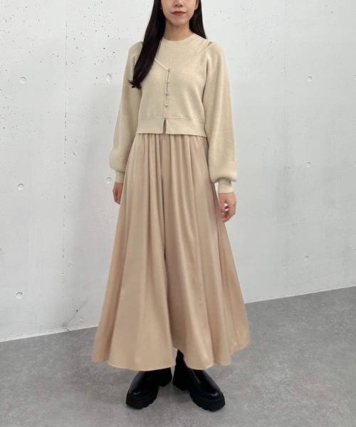 archives（アルシーヴ）の「オフショルニットカーディガン×ドッキングワンピースＳＥＴ（ワンピース・レディース・ブラック/ベージュ/グレー・MEDIUM）」の3枚目の写真