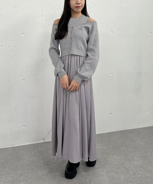 archives（アルシーヴ）の「オフショルニットカーディガン×ドッキングワンピースＳＥＴ（ワンピース・レディース・ブラック/ベージュ/グレー・MEDIUM）」の5枚目の写真