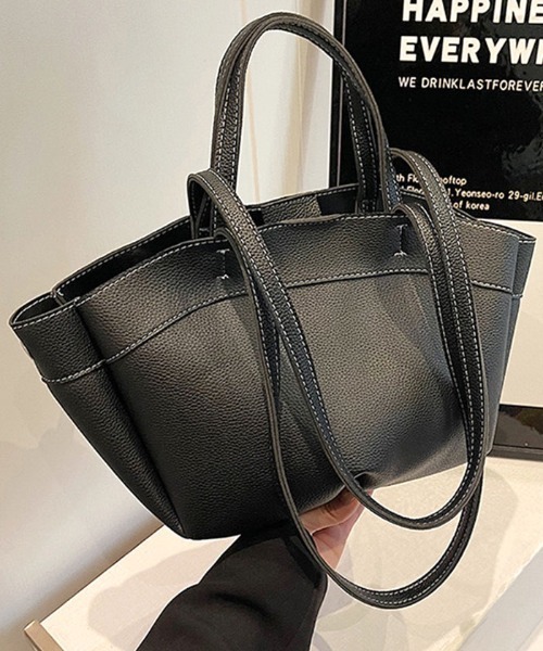 Futier land（フューティアランド）の「仕切りポーチ付き2wayバケットバッグ（ショルダーバッグ・レディース・ブラック/キャメル・FREE）」の17枚目の写真