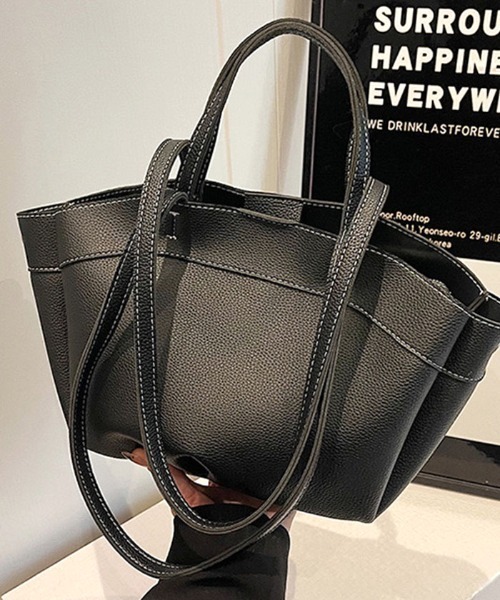 Futier land（フューティアランド）の「仕切りポーチ付き2wayバケットバッグ（ショルダーバッグ・レディース・ブラック/キャメル・FREE）」の8枚目の写真