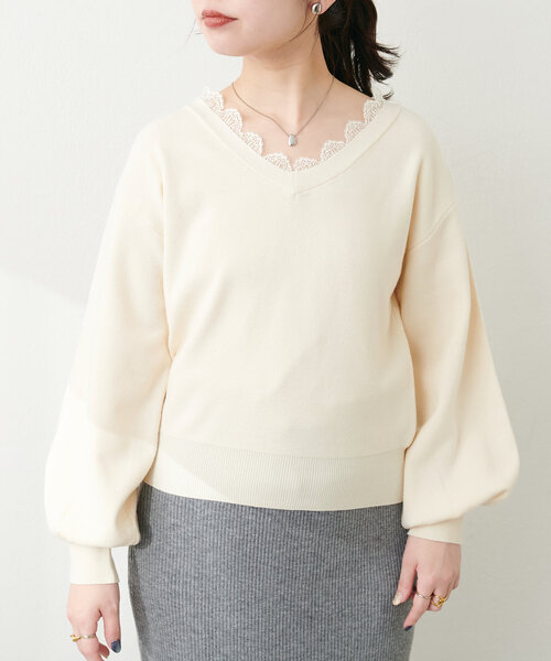 natural couture(ナチュラルクチュール)の「レース衿Vネックプルオーバー(ニット/セーター・レディース・ラベンダー/ピンク/オフホワイト/チャコールグレー・FREE)」の22枚目の写真