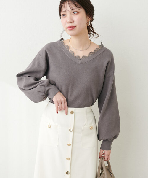 natural couture（ナチュラルクチュール）の「レース衿Vネックプル
