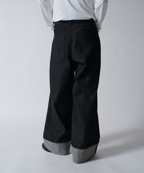 Lui's（ルイス）の「【Neucon/ニューコン】リベットデザインロールアップストレートデニムパンツ（デニムパンツ・メンズ・インディゴブルー/ブラック・2/1）」の18枚目の写真