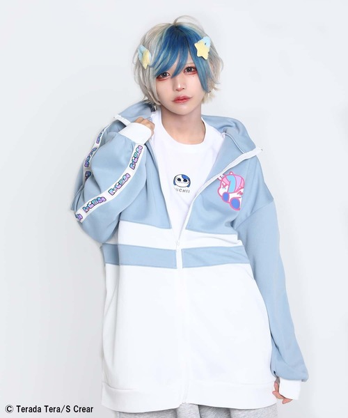 SPINNS（スピンズ）の「『寺田てら 第二弾』 ゲロコーンBIGジャージ（ジャージ・レディース・サックスブルー/ピンク・ONESIZE）」の8枚目の写真