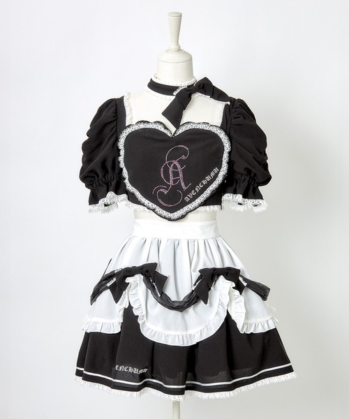 Front heart rhinestone logo blouse