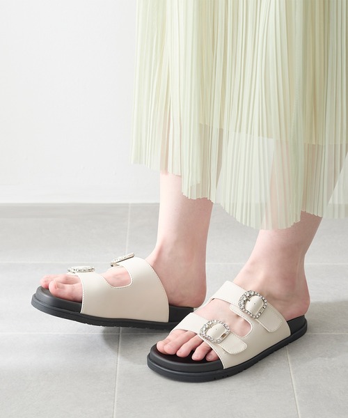 coca（ANDEX shoes product）（コカ）の「ダブルビジューバックル 厚底 サンダル（サンダル・レディース・ブラック/ホワイト・SMALL/MEDIUM/LARGE）」の7枚目の写真