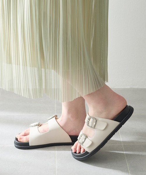 coca（ANDEX shoes product）（コカ）の「ダブルビジューバックル 厚底 サンダル（サンダル・レディース・ブラック/ホワイト・SMALL/MEDIUM/LARGE）」の5枚目の写真