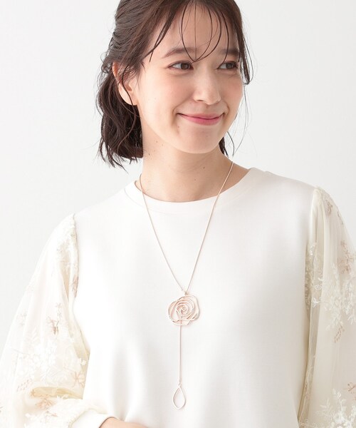 SHOO・LA・RUE（シューラルー）の「【2WAY】ローズモチーフネックレス（ネックレス・レディース・シルバー/ゴールド/ピンクゴールド・00）」の11枚目の写真