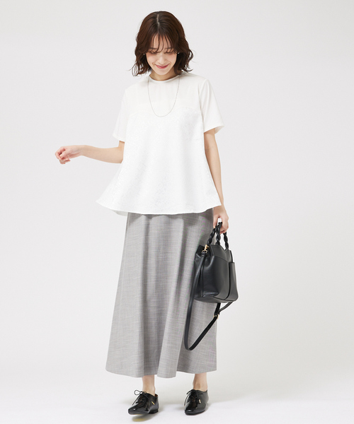 abahouse mavie（アバハウスマヴィ）の「ジャガードコンビプルオーバー（Tシャツ/カットソー・レディース・ホワイト/ブラック/チャコールグレー・フリー）」の6枚目の写真