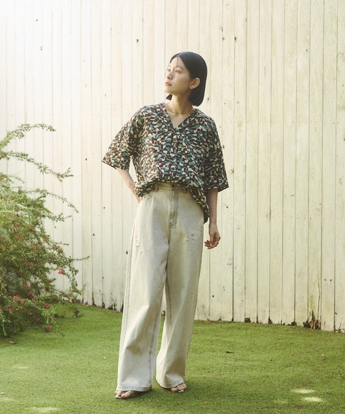 hunch（ハンチ）の「総柄プリント 半袖シャツ（シャツ/ブラウス・レディース・ブラウン系その他/ネイビー系/グリーン系その他・FREE）」の11枚目の写真