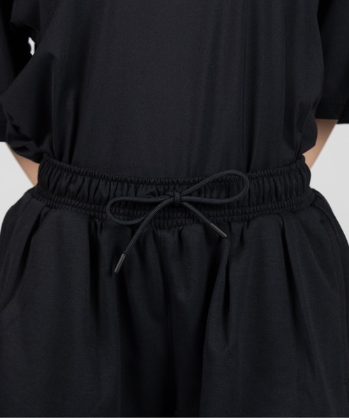 UNDER ARMOUR（アンダーアーマー）の「【ZOZOTWON販路限定】UAオーバーサイズ  ショーツ（ライフスタイル/メンズ/レディース）（その他パンツ・メンズ・ブラック・M/2XL/S/XL/L/3XL）」の6枚目の写真