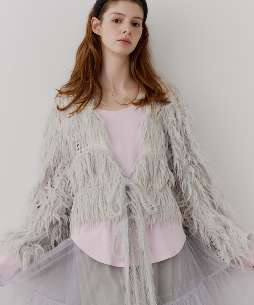 J1U by LA BELLE ETUDE（ジユウバイラベルエチュード）の「2WAYループフェザー×かぎあみニット（ニット/セーター・レディース・ライトグレー/ライトグリーン/チャコールグレー・FREE）」の2枚目の写真