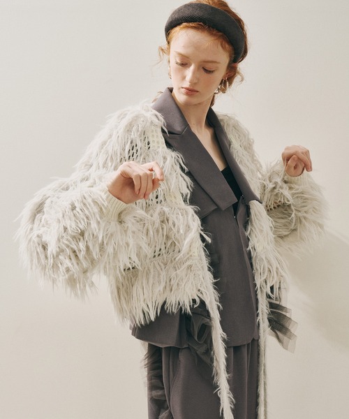 J1U by LA BELLE ETUDE（ジユウバイラベルエチュード）の「2WAYループフェザー×かぎあみニット（ニット/セーター・レディース・ライトグレー/ライトグリーン/チャコールグレー・FREE）」の11枚目の写真