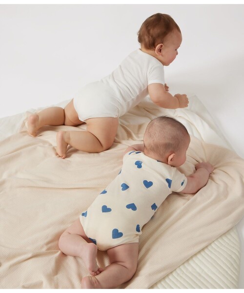 PETIT BATEAU(プチバトー)の「半袖ボディ3枚組(ロンパース・キッズ・その他1・6MONTH/18MONTH/24MONTH/12MONTH)」の3枚目の写真