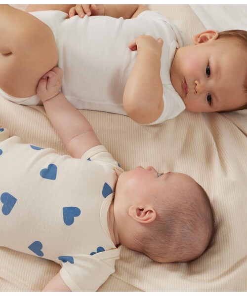 PETIT BATEAU(プチバトー)の「半袖ボディ3枚組(ロンパース・キッズ・その他1・6MONTH/18MONTH/24MONTH/12MONTH)」の4枚目の写真