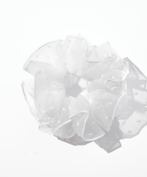 flower（フラワー）の「オーバーラップシュシュ（シュシュ・レディース・カーキ/ホワイト・FREE）」の7枚目の写真