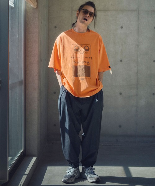 ADAM PATEK(アダムパテック)の「ADAMPATEK/distortion short sleeve T/エフェクタープリント半袖T(AP2514020)(Tシャツ/カットソー・レディース・オレンジ/ホワイト/ブラック・1/2)」の9枚目の写真