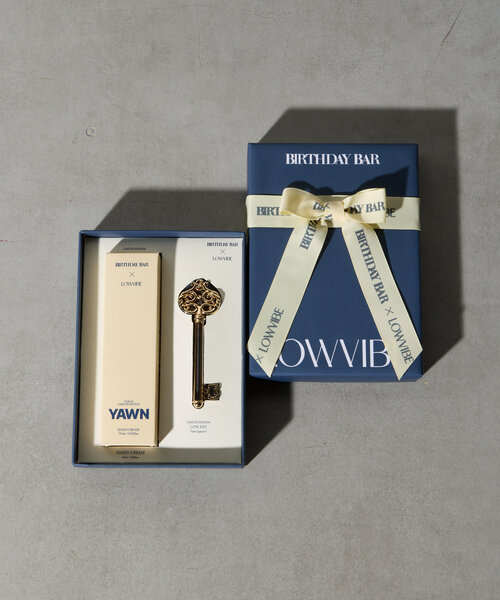 BIRTHDAY BAR（バースデイバー）の「【BIRTHDAYBAR×LOWVIBE】LOWKEY SET（ハンドケア/ハンドクリーム・レディース・ネイビー・0）」の4枚目の写真