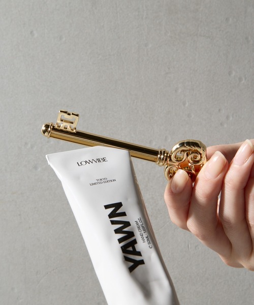 BIRTHDAYBAR×LOWVIBE】LOWKEY SET（ハンドケア/ハンドクリーム