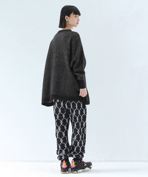 bedsidedrama（ベットサイドドラマ）の「GOD Only Knows Knit Sweater（ニット/セーター・レディース・ブラック/カーキ・1/2）」の5枚目の写真