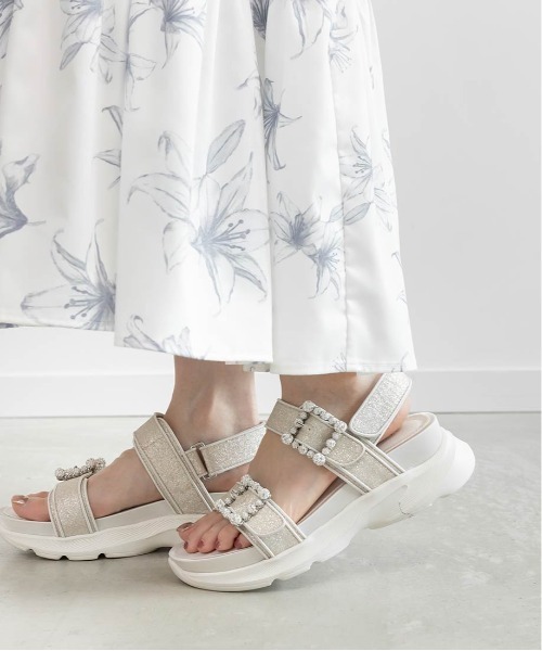 RANDA（ランダ）の「ビジューバックルグリッタースポーツサンダル（サンダル・レディース・ブラック/シルバー/ゴールド・S/M/L/LL）」の6枚目の写真