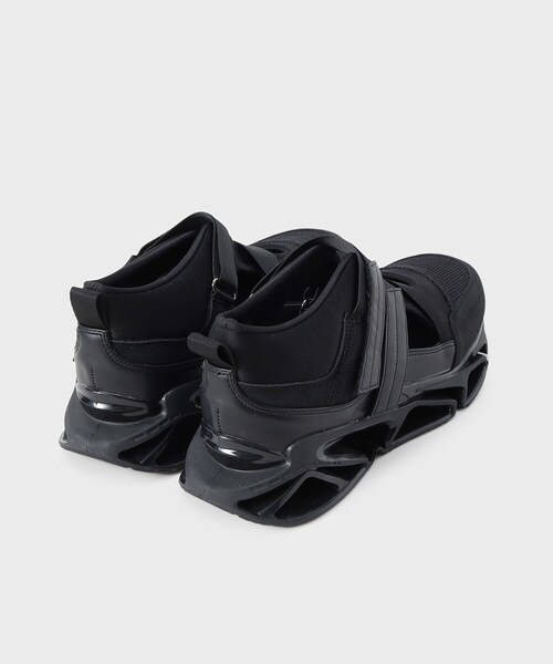 tk.TAKEO KIKUCHI（ティーケータケオキクチ）の「アクションソールスニーカーサンダル（サンダル・メンズ・ブラック/グレー・55/65/75）」の10枚目の写真