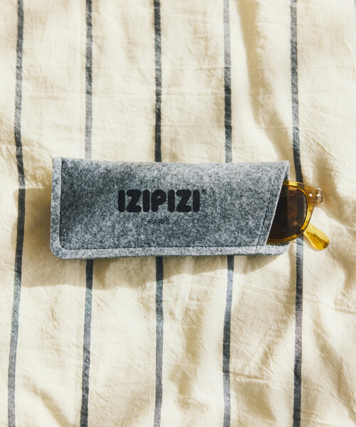 IZIPIZI(イジピジ)の「IZIPIZI/イジピジ #C ファッション用グラス(サングラス・メンズ・ブラック/ブラウン・ONE SIZE)」の17枚目の写真