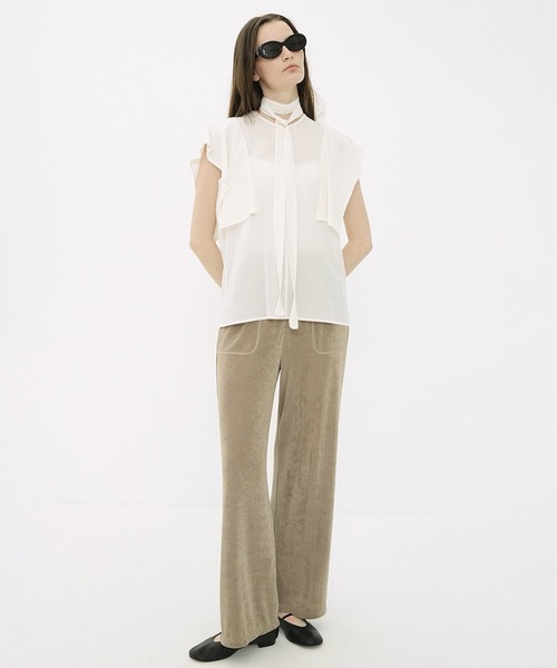 CLANE(クラネ)の「SQUARE SLEEVE BLOUSE(シャツ/ブラウス・レディース・ブラック/ホワイト・1/2)」の12枚目の写真