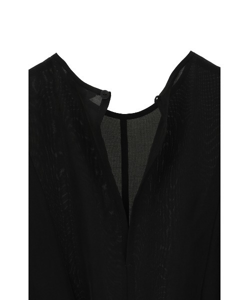 CLANE(クラネ)の「SQUARE SLEEVE BLOUSE(シャツ/ブラウス・レディース・ブラック/ホワイト・1/2)」の19枚目の写真