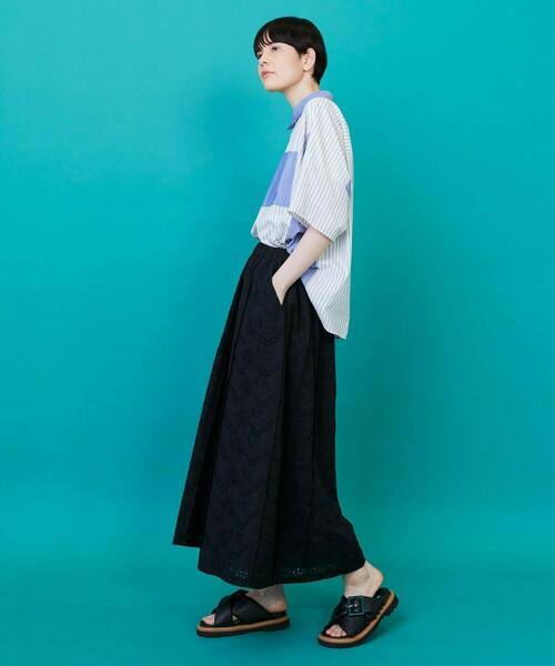 FRAPBOIS(フラボア)の「ワイディーシャツ(シャツ/ブラウス・レディース・ブラック/ブルー・1/2)」の9枚目の写真