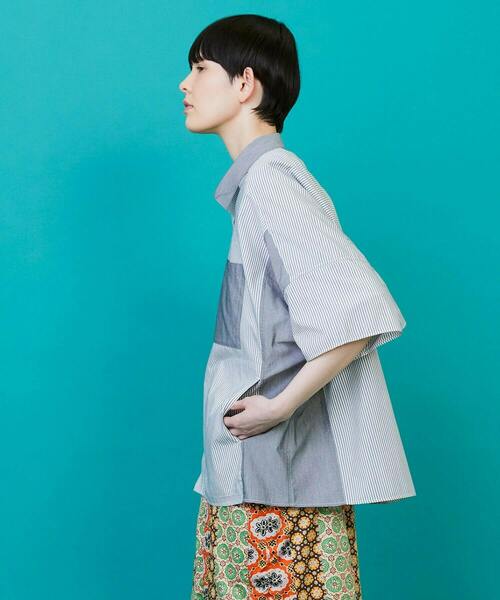 FRAPBOIS(フラボア)の「ワイディーシャツ(シャツ/ブラウス・レディース・ブラック/ブルー・1/2)」の13枚目の写真