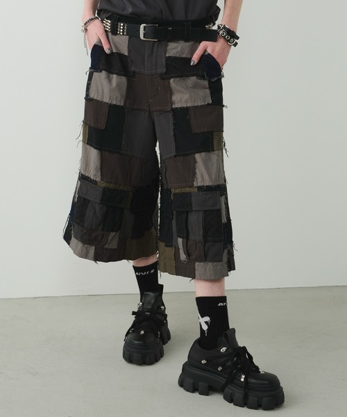 AIVER(アイバー)の「AIVER ボロクォーターカーゴパンツ(カーゴパンツ・メンズ・ナチュラル/グレー/ブラック・SMALL/MEDIUM/LARGE)」の9枚目の写真