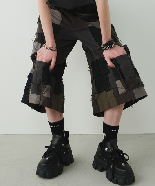 AIVER(アイバー)の「AIVER ボロクォーターカーゴパンツ(カーゴパンツ・メンズ・ナチュラル/グレー/ブラック・SMALL/MEDIUM/LARGE)」の6枚目の写真