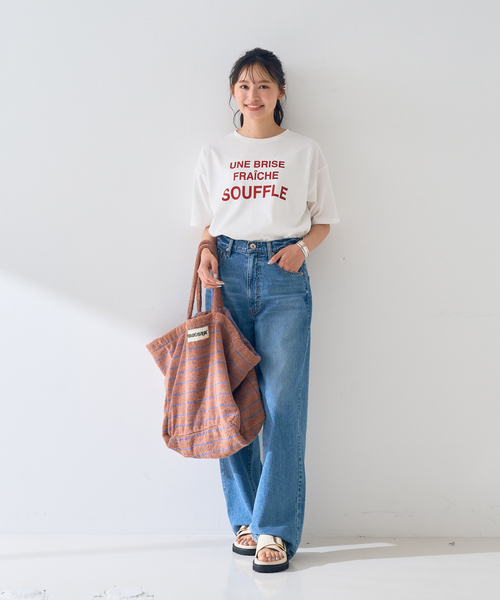 EMMA　ROUGE VIF（エマルージュヴィフ）の「【一部店舗限定】ロゴTシャツ（Tシャツ/カットソー・レディース・レッド/スミクロ・フリー）」の12枚目の写真