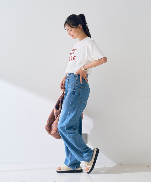 EMMA　ROUGE VIF（エマルージュヴィフ）の「【一部店舗限定】ロゴTシャツ（Tシャツ/カットソー・レディース・レッド/スミクロ・フリー）」の15枚目の写真