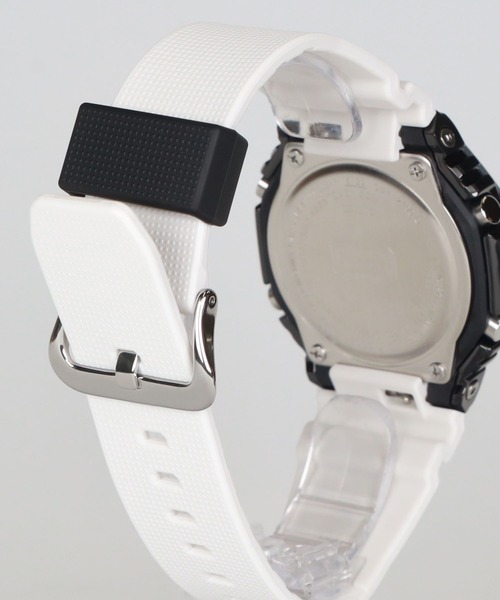 G-SHOCK(ジーショック)の「メタルベゼル / スマートフォンリンク&タフソーラー / GBM-2100B-7AJF(アナログ腕時計・メンズ・ホワイト×ブラック・FREE)」の16枚目の写真