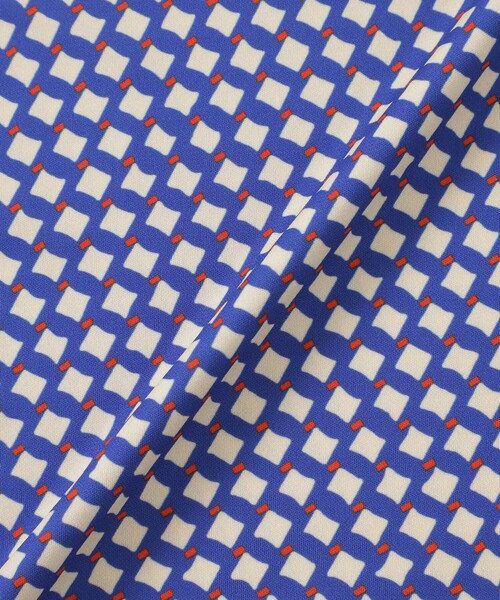 MACKINTOSH LONDON(マッキントッシュ ロンドン)の「チルトスクエアプリントブラウス(シャツ/ブラウス・レディース・ライトブルー/ブラウン系その他5・38/40)」の4枚目の写真